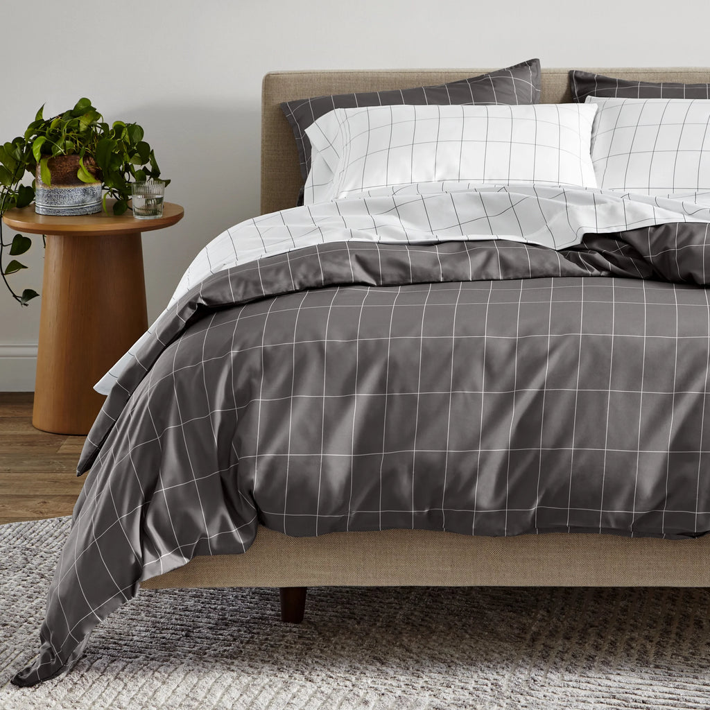 Luxury Duvet Cover and Sham Set - Premium 1800 Collection - Ultra-Soft - Oversized Queen, Grid - Gray/White, 3-Pieces